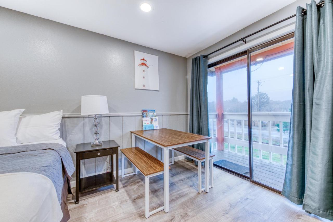 Sea Treasures Inn #211 & #212 شاطئ روكواي المظهر الخارجي الصورة